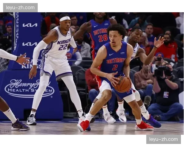 凯德坎宁安因左膝疼痛出战成疑 活塞核心健康状况引关注